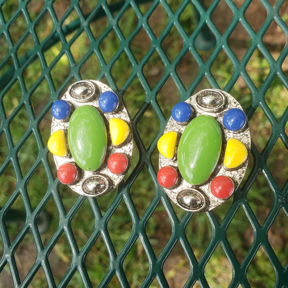 Art Deco 90s vintage clip on earrings